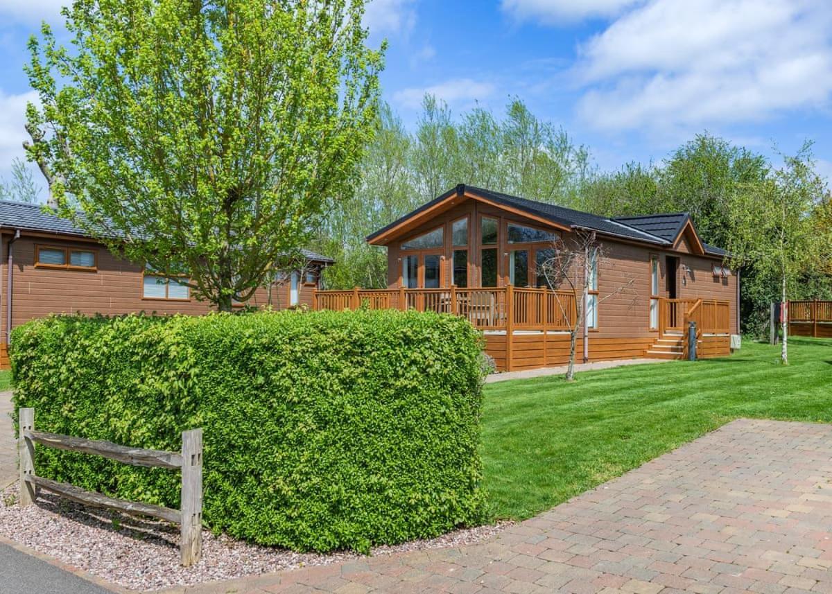 Canterbury Reach Lodge Retreat Petham Εξωτερικό φωτογραφία