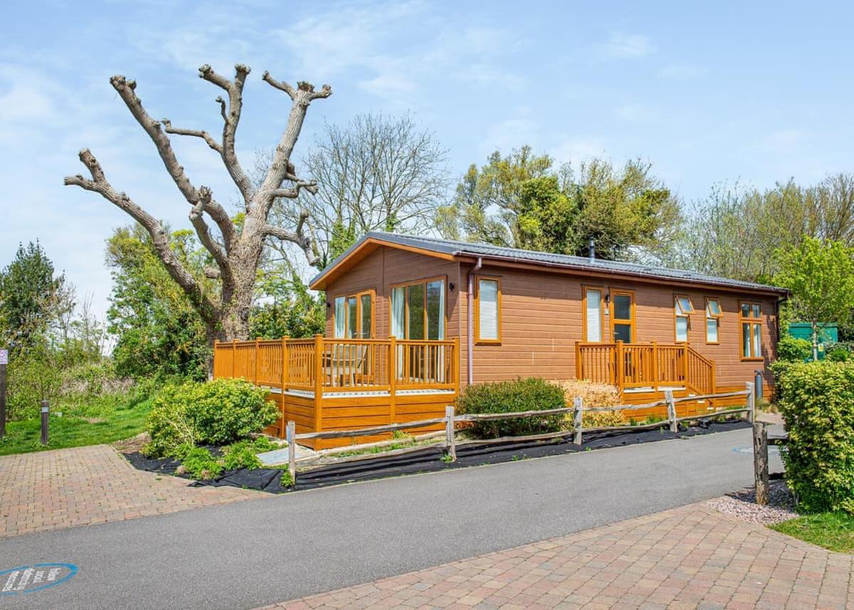 Canterbury Reach Lodge Retreat Petham Εξωτερικό φωτογραφία